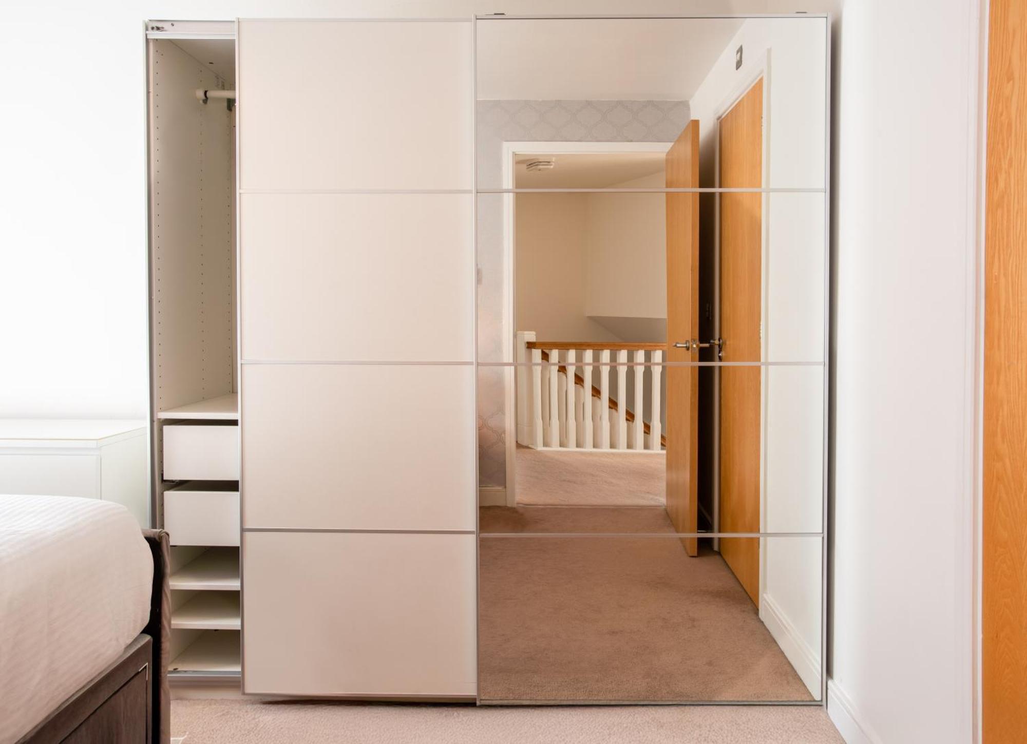 Apartamento Modern Near Etihad, Coop Live